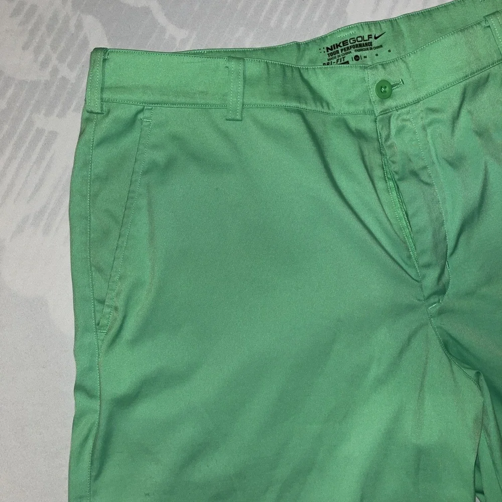 Nike Golf Mens Lime Green Shorts Size 34